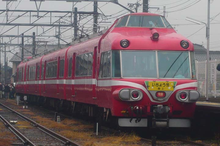 津島号＆いちょう号